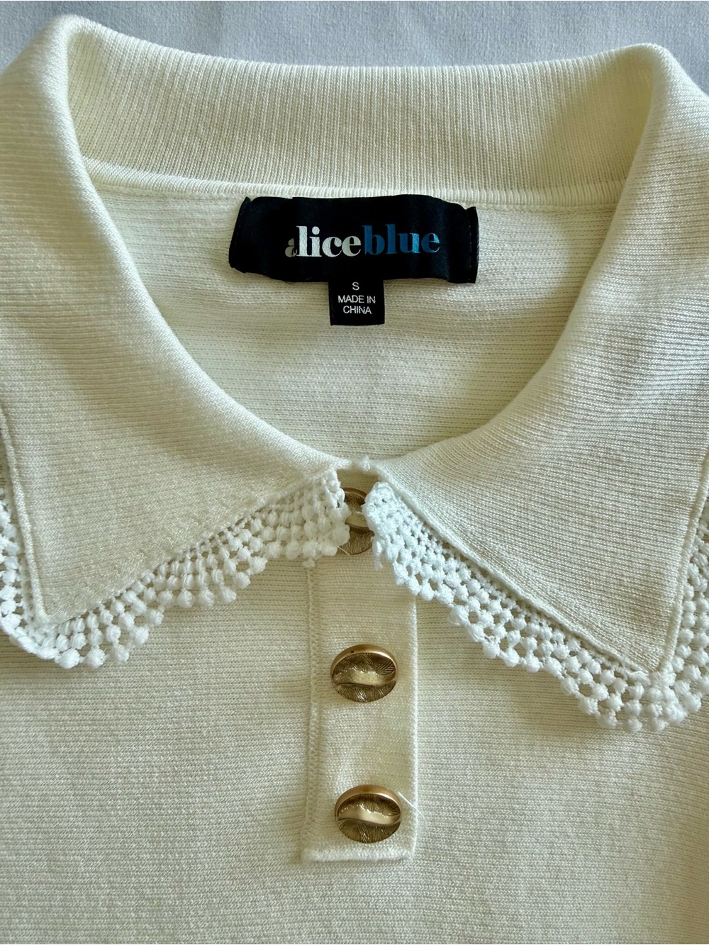 Alice Blue Cream Lace-Collar Peplum Sweater - Picture 3 of 8